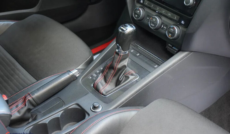 Skoda Octavia 2.0 TDI DSG RS full