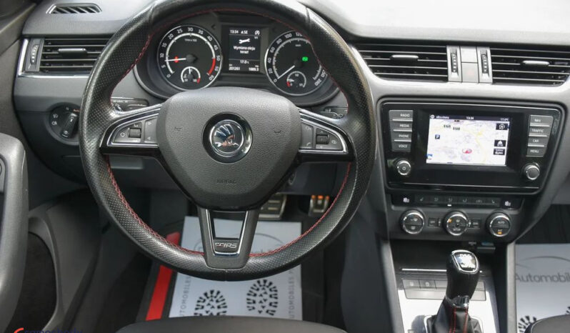 Skoda Octavia 2.0 TDI DSG RS full