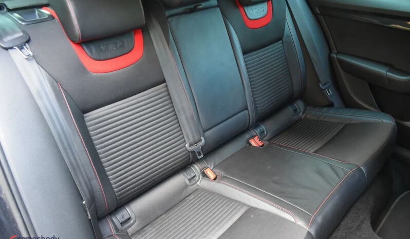 Skoda Octavia 2.0 TDI DSG RS full