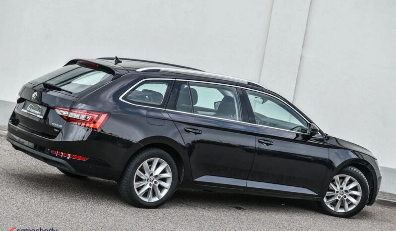 Skoda Superb 2.0 TDI 4×4 Style DSG full