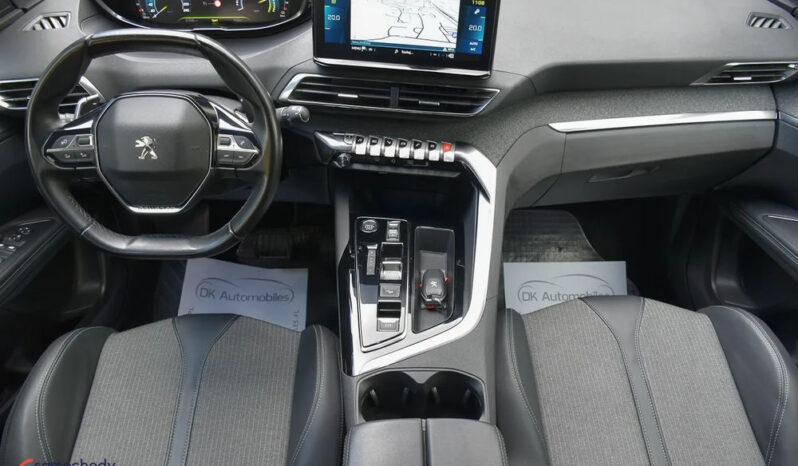 Peugeot 3008 1.6 PureTech HYbrid4 GT Line S&S EAT8 full